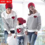 Family-Matching-Clothing-Spring-Father-Son-Sweater-Sets.jpg